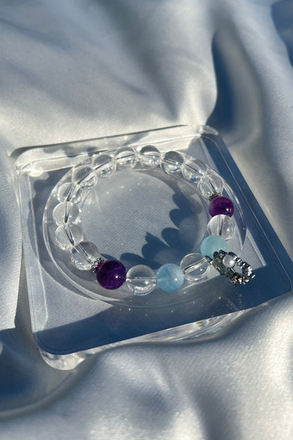 Handmade clear quartz crystal bracelet, beaded jewelry for healing energy and a thoughtful gift for her.