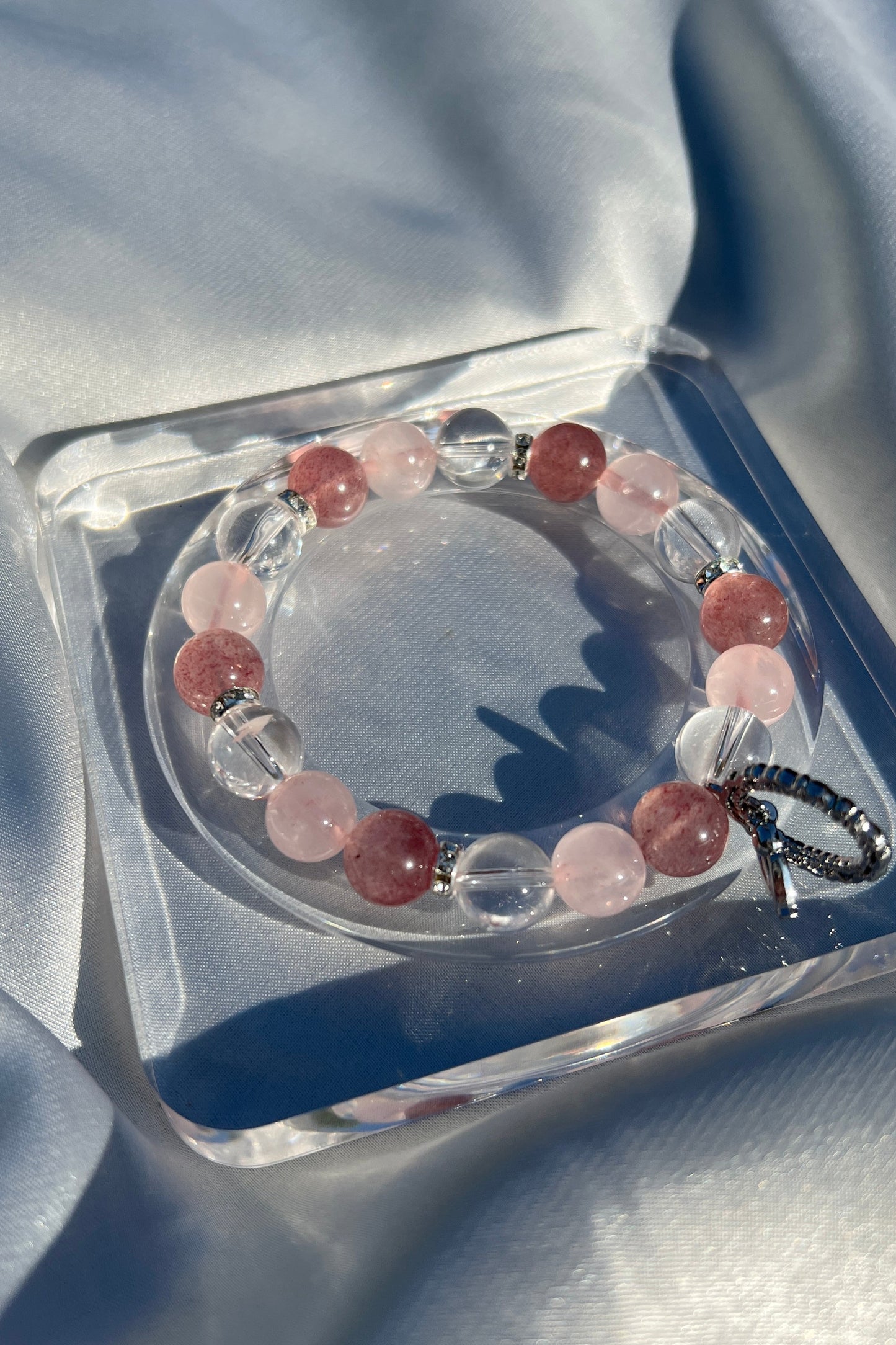 Handmade strawberry quartz, rose quartz, clear quartz crystal bracelet, beaded jewelry for healing energy and a thoughtful gift for her.